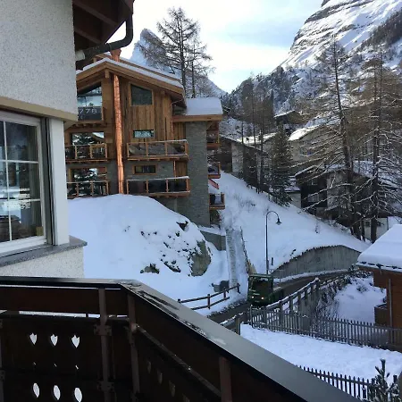 Daire Haus Colmar Zermatt